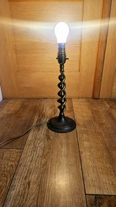 Antike Gerste Twist Messing Tischlampe Kerzenständer Innenarchitektur Beleuchtung  - Bild 1 von 6