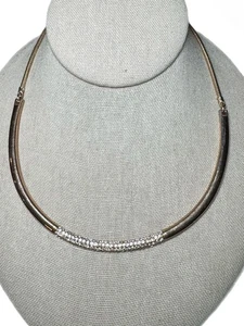 Collana Lia Sophia Cache Collare Curvo Tono Oro Strass Barra Catena Serpente - Foto 1 di 4