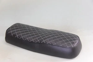 Norton Commando Interstate MK3 low profile motorcycle saddle seat CODE: L3377 - Bild 1 von 6
