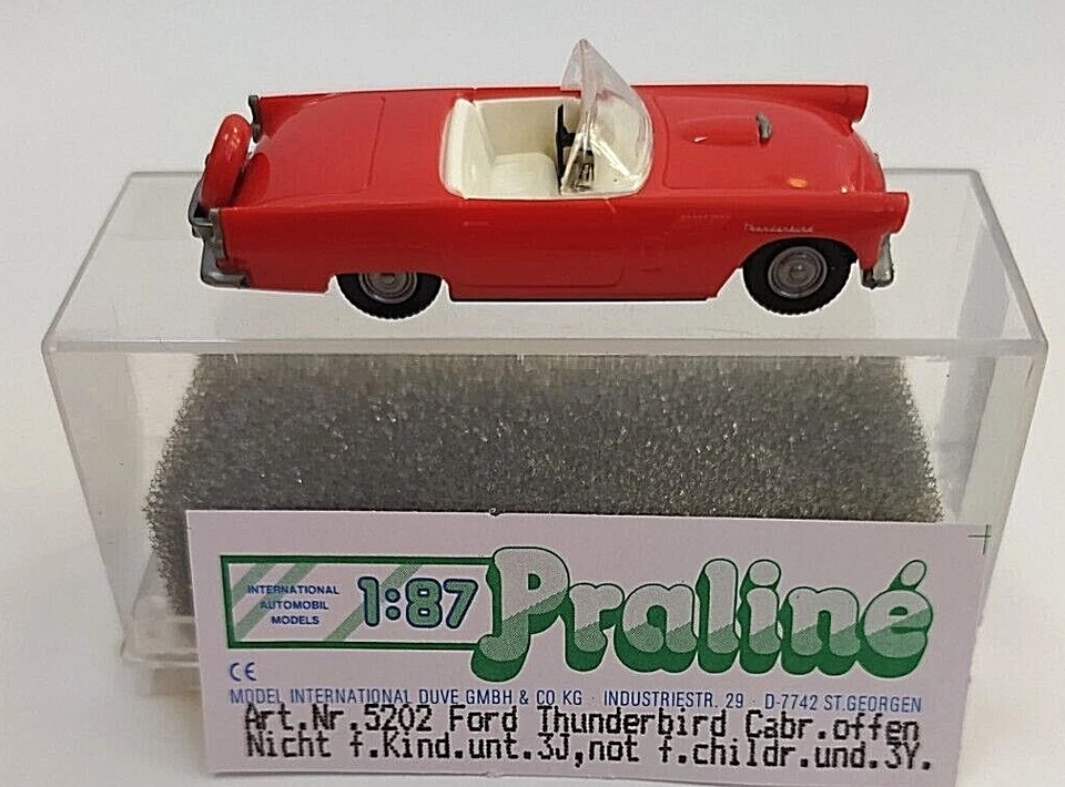 PRALINE' 1:87 H0 PLASTICA  AUTO FORD THUNDERBIRD CABRIO OFFEN 1956 ROSSO    5202 - Immagine 1 di 1