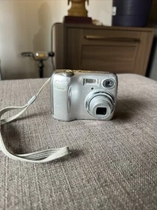 Nikon Coolpix 3200 Digital Camera E3200 - 3.2 MP - Tested Works - Picture 1 of 20