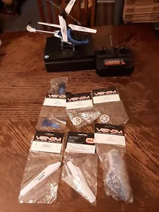 Ozone Venom 3 Channel RC Helicopter For Parts Only - Picture 1 of 14
