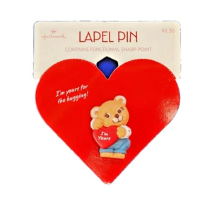 Hallmark PIN Valentines Vintage BEAR HEART I'm Yours TEDDY 1991 Brooch 250 NEW - Picture 1 of 4