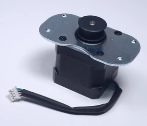 Stepping Motor #YK42HM-1684A-B Hybrid High Torque #1.2.52.01.0021 w Mount Plate - Picture 1 of 2