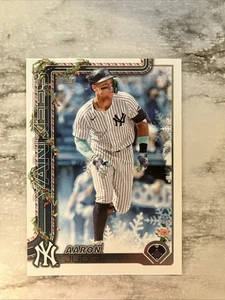 2025 Topps Holiday AARON JUDGE Hidden Elf SP #HE-10 Variation Case Hit - Picture 1 of 3