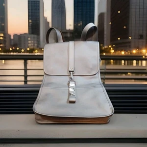Mochila negra impermeable Rains NUEVA - Imagen 1 de 7