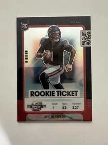 2021 Panini Contenders Optic Justin Fields #75 Red Prizm /175 (RC) - Bild 1 von 3