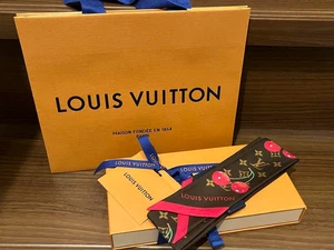NUEVO Japón Louis Vuitton x Takashi Murakami M96085 Cherry Bandeau Nuevo 111 - Imagen 1 de 7