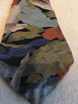 Corbata de cuello de rayón Wembley para hombre patrón floral longitud 58 "ancho 4" Foto 1 de 4