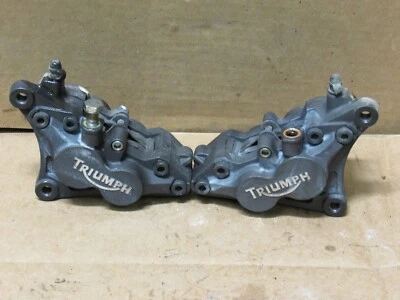 Pinzas de freno delanteras izquierda derecha Triumph 1999 Sprint 955 T2020398 Foto 1 de 4