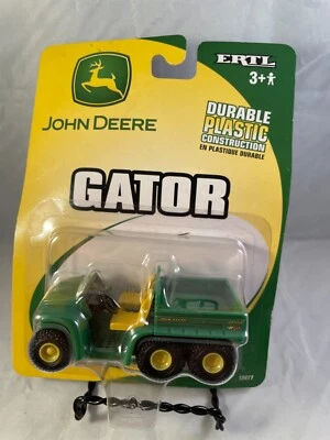 Vehículo de plástico John Deere Gator 2006 ERTL 15411 escala 1:64 nuevo en paquete Foto 1 de 3