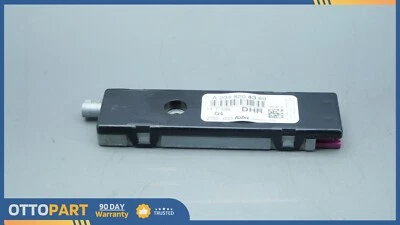 2010-2014 MERCEDES-BENZ C250 Radio Antenna Amp Amplifier Module OEM A2048204389 - Image 1 of 4