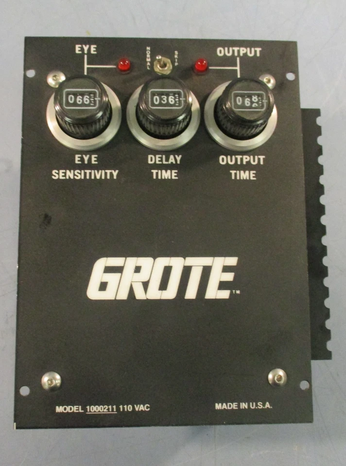 Grote 1000211 Timer Module 110 VAC Crydom Solid State Relay Output D1210 - Image 1 of 4