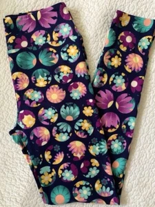 Lularoe Leggings OS Multicolor Hippie Daisies Flowers Navy Blue Overlay VTG - Picture 1 of 2