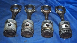 Pistones y varillas de motor diésel Bosch Mercedes Thermoking OM636 4 cilindros OEM *** - Imagen 1 de 8