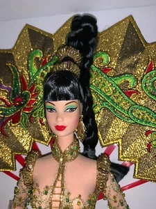 Fantasiegöttin Asiens Barbie - 1998 Bob Mackie, 1. in Serie - Bild 1 von 12