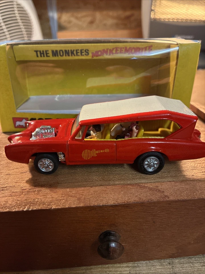 Corgi обезьяны мобильный репо окно коробка отремонтированный автомобиль  - Изображение 1 из 4