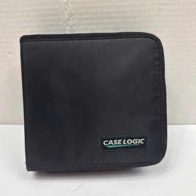 Case Logic CD/DVD/Blu-ray Case Wallet 24 Discs Black Zippered - Image 1 of 3
