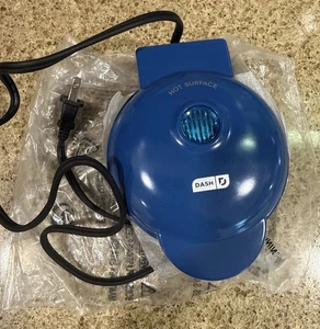 "Mini gofrera Dash Snowflake 4"" superficie 350 vatios nueva sin caja B11" - Imagen 1 de 4