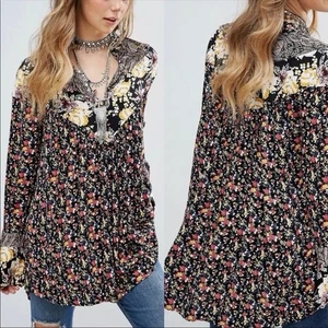 Wildflower Fields Tunic - Picture 1 of 6