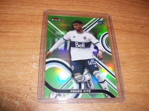 2022 Topps Finest MLS Soccer Pedro Vite Green Refractor Card 97/99 Whitecaps FC - Picture 1 of 2