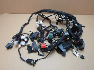 Arnés de telar de cableado Aprilia RS 660 2022 4.121 millas (9947) - Imagen 1 de 9