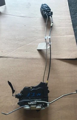 MITSUBISHI LANCER  EVO 8 (2003) - NSF (PASSENGER) DOOR LOCK MECH AND HANDLE  - Image 1 of 4