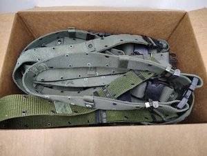 Lote de cinturón de pistola verde OD emitido por militares - Imagen 1 de 2