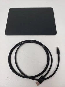 Apple Magic Trackpad: Wireless, Bluetooth, Rechargeable Black (B7) - Bild 1 von 5