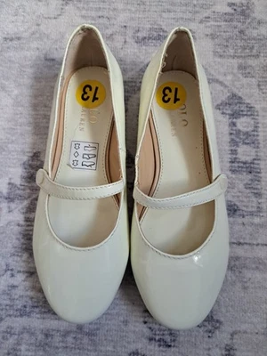 Ralph Lauren Alyssa Girls Mary Janes. Cream. Size 13. - Image 1 of 4
