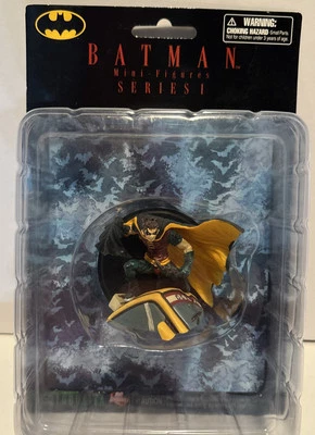 KOTOBUKIYA--MINIFIGURAS DE BATMAN--FIGURA DE ROBIN - Serie 1 Foto 1 de 4