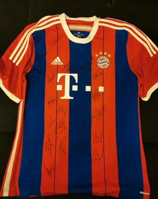 Bayern München 2014-2015 Trikot Team signiert - Bild 1 von 4
