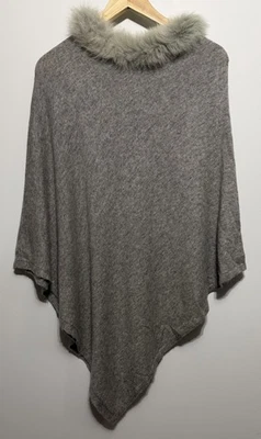 Exclusive Cashmere Poncho One Size Gray V Neck Fur Neck Hand Made in Nepal - Image 1 of 4