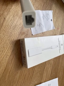 Apple A1433 Genuine Original Thunderbolt to Gigabit Ethernet Adapter - Picture 1 of 1
