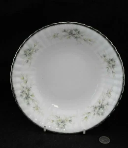 ROYAL ALBERT PARAGON  FIRST LOVE ROUND 9.5" OPEN VEGETABLE SERVING / FRUIT BOWL  - Picture 1 of 3