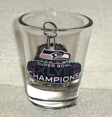 SEATTLE SEAHAWKS SUPER BOWL 48 XLVIII champions CHAMPS shot GLASS NY NJ Cover
