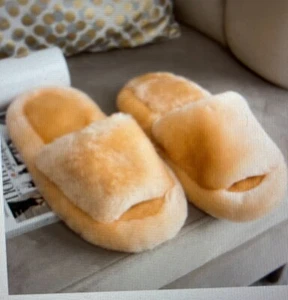 Women's Sheepskin Slippers, size 5-10 and 3 colors lemon, coral, peach - Picture 1 of 8