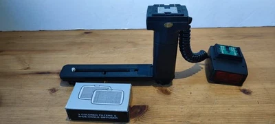 Cobra AF-H Grip for Nikon with Coloured Filters for 700AF Flash - Untested - Image 1 of 4