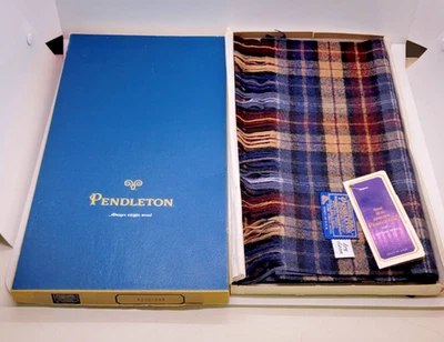 VINTAGE PENDELTON VIRGIN WOOL SCARF A202-345 NWT IN ORIG BOX U.S.A. 47"X12" - Image 1 of 4