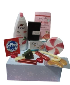 Ladies Pamper Hamper Dove Christmas Box For Her Mum Daughter Nan Sister Friend - Picture 1 of 11