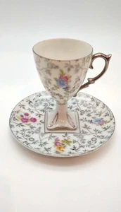 Pedestal cuadrado taza y platillo Demitasse blanco con flores rosa plateadas 3,5 pulgadas - Imagen 1 de 7