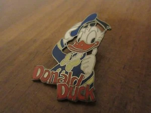 WALT DISNEY Pin Donald Duck Comic - Bild 1 von 2