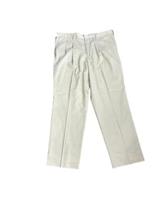 Dockers Signature Khaki Classic Fit Mens Size 40 X 32 Pleated Cotton Pants New - Picture 1 of 10