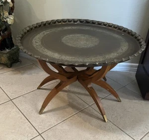 Vintage Mid Century Moroccan 30” Round Pie Crust Brass Tray Table 30" - Picture 1 of 10