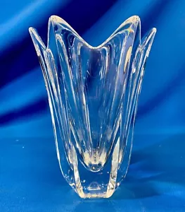 SIGNED ORREFORS 8.5"H CRYSTAL 6 POINT TULIP VASE - Picture 1 of 6