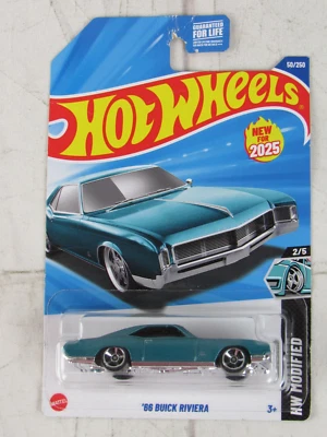 Buick Riviera #50 HW modificado 2/5 verde Hot Wheels 2025 1966 Foto 1 de 4