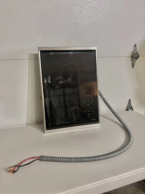 Wolf 15” Smooth top Electric Cooktop w/ 2 Heating Elements Touch Control CT15E/S - Image 1 of 4