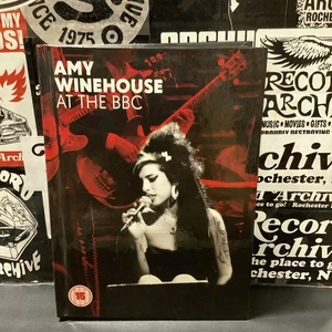 Amy Winehouse: At The BBC (3-disc DVD Set + CD) Digibook (EU IMPORT) (VG+) - Bild 1 von 5