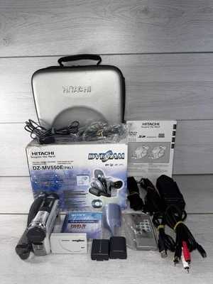 Hitachi DZ-GX3100E DVD/SD Camcorder Video Camera, Battery, Charger & Case - Image 1 of 4