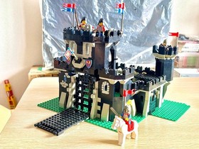 [LEGOLAND CASTLE] LEGO 6085 Black Monarch's Castle 1988 Retired